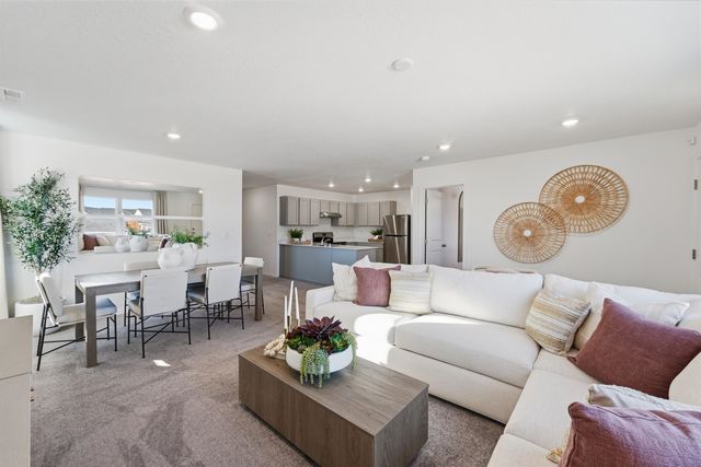 825 Steptoe View Ln, Cheney, WA 99004