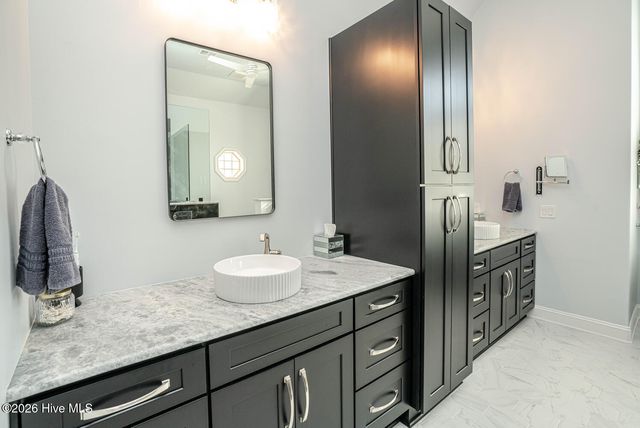 565 Westchester Place SW, Ocean Isle Beach, NC 28469