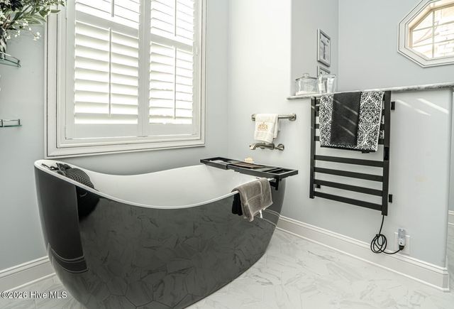 565 Westchester Place SW, Ocean Isle Beach, NC 28469