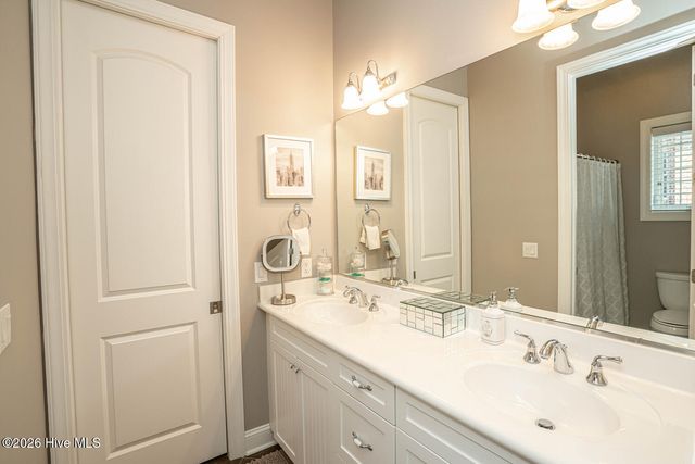 565 Westchester Place SW, Ocean Isle Beach, NC 28469