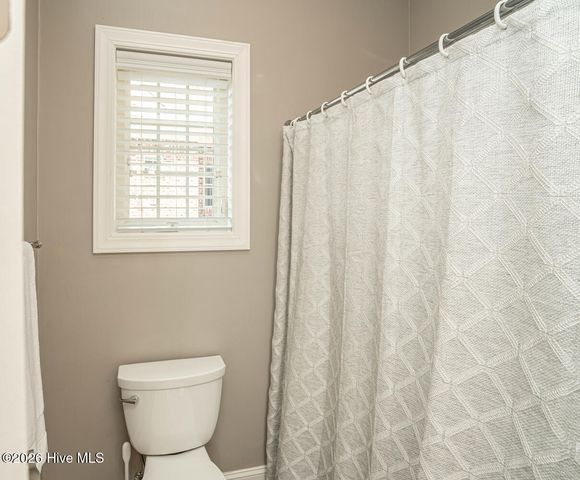 565 Westchester Place SW, Ocean Isle Beach, NC 28469