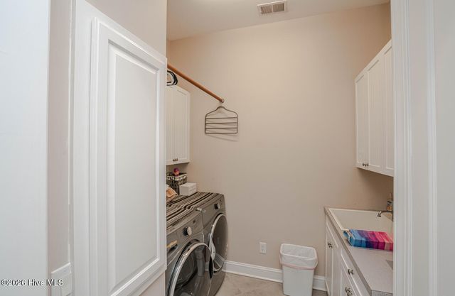 565 Westchester Place SW, Ocean Isle Beach, NC 28469