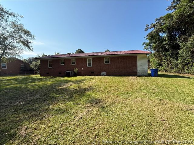 3266 Sandhill Drive, Fayetteville, NC 28306