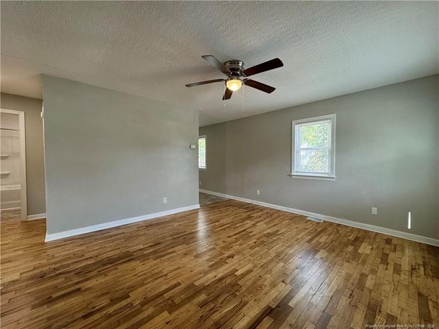 405 Laura Court, Spring Lake, NC 28390