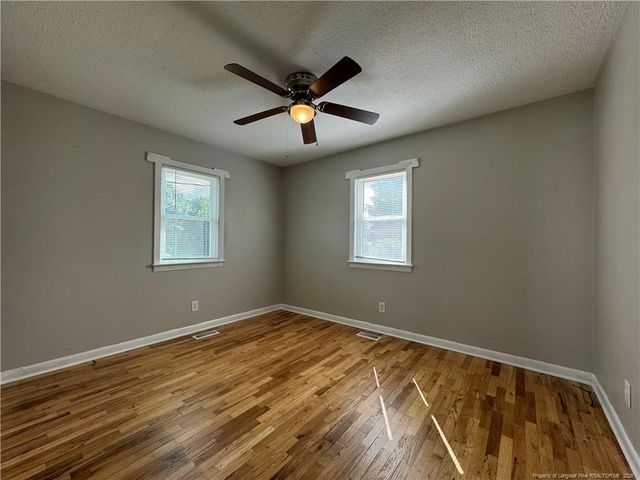 405 Laura Court, Spring Lake, NC 28390