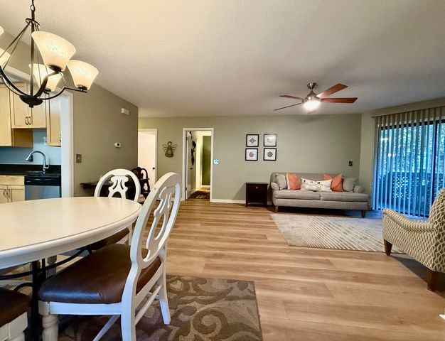 352 Sandpiper C, Mount Pleasant, SC 29464