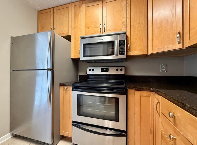 352 Sandpiper C, Mount Pleasant, SC 29464