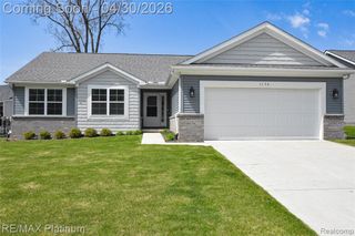 1174 Prudence Drive, Waterford, MI 48327