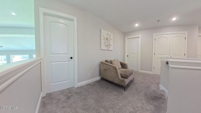 1038 Stoneleigh Road, Perrysburg, OH 43551