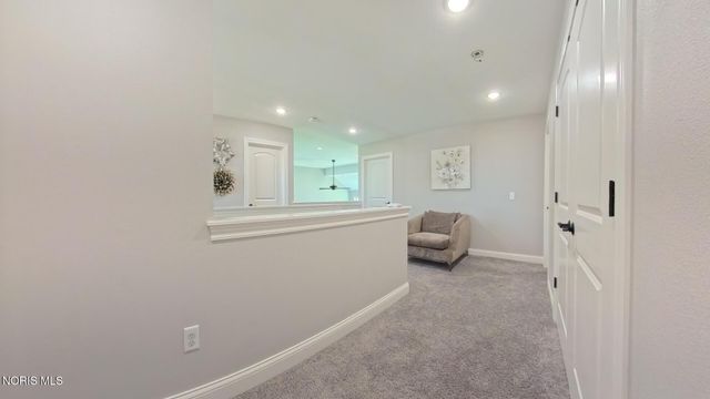 1038 Stoneleigh Road, Perrysburg, OH 43551