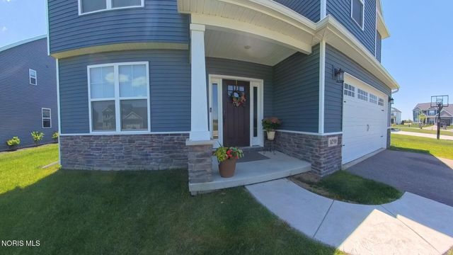 1038 Stoneleigh Road, Perrysburg, OH 43551