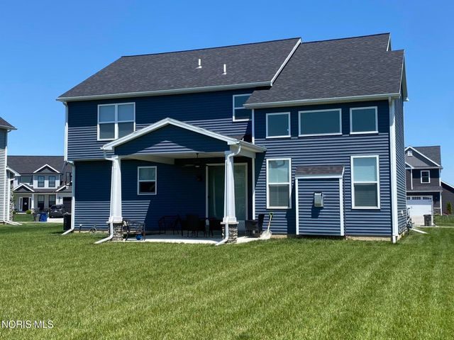 1038 Stoneleigh Road, Perrysburg, OH 43551