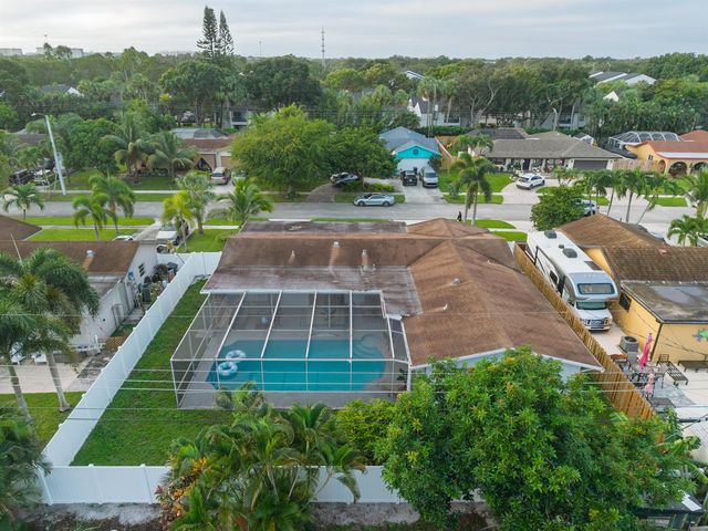 4421 NW 2ND Court, Coconut Creek, FL 33066