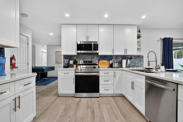 4421 NW 2ND Court, Coconut Creek, FL 33066