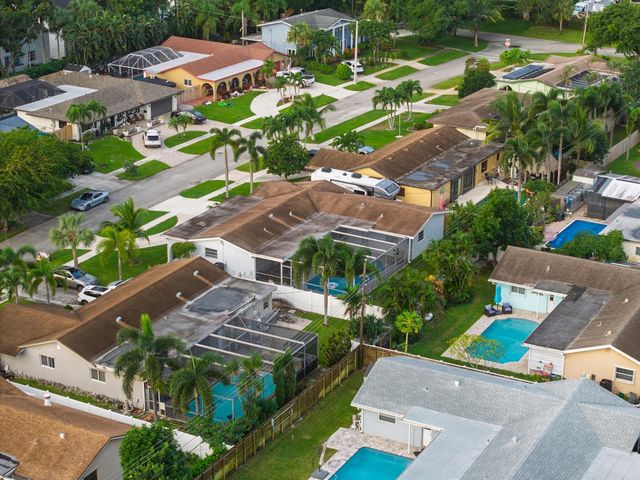 4421 NW 2ND Court, Coconut Creek, FL 33066