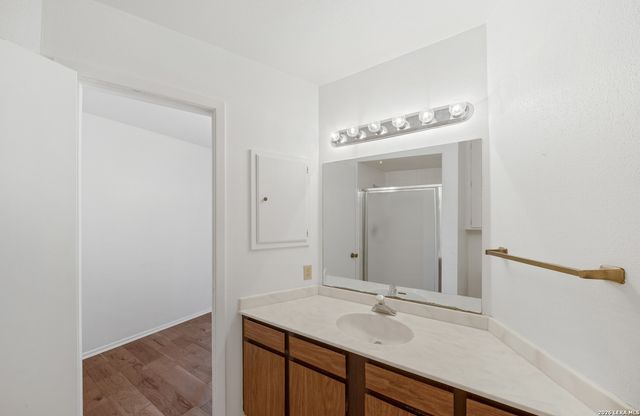 10958 Crown Park, San Antonio, TX 78239