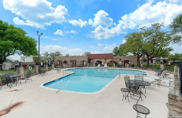 10958 Crown Park, San Antonio, TX 78239