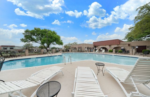 10958 Crown Park, San Antonio, TX 78239