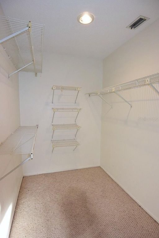 Image 20 of property listing at 5645 HAMILTON HARBOR DRIVE, New Port Richey, FL 34652