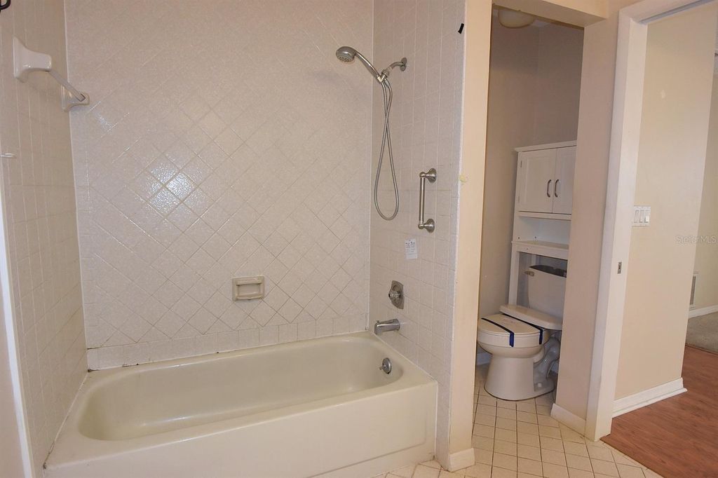 Image 22 of property listing at 5645 HAMILTON HARBOR DRIVE, New Port Richey, FL 34652