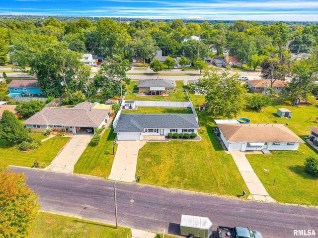 3422 N ROCKWOOD Road, Peoria, IL 61604