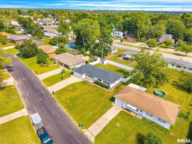 3422 N ROCKWOOD Road, Peoria, IL 61604