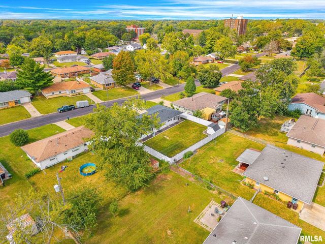 3422 N ROCKWOOD Road, Peoria, IL 61604