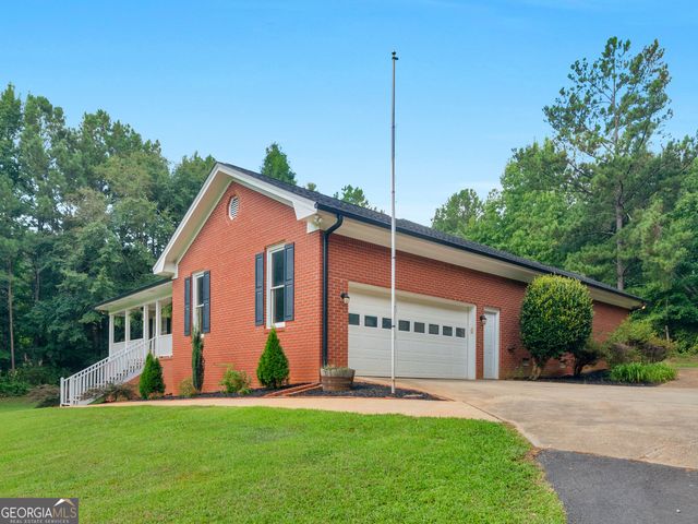 517 Hamlin Road, Jackson, GA 30233