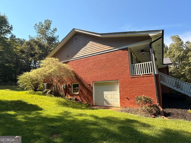 517 Hamlin Road, Jackson, GA 30233