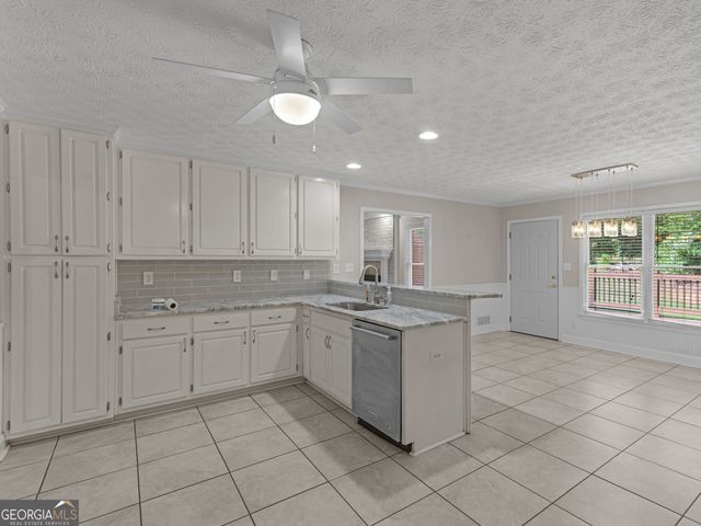 517 Hamlin Road, Jackson, GA 30233