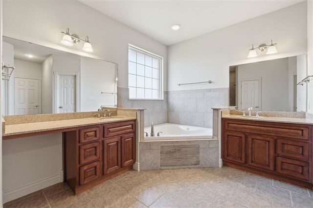 293 SW Deyo Landing Loop, Cache, OK 73527