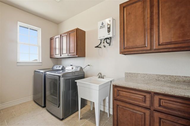 293 SW Deyo Landing Loop, Cache, OK 73527