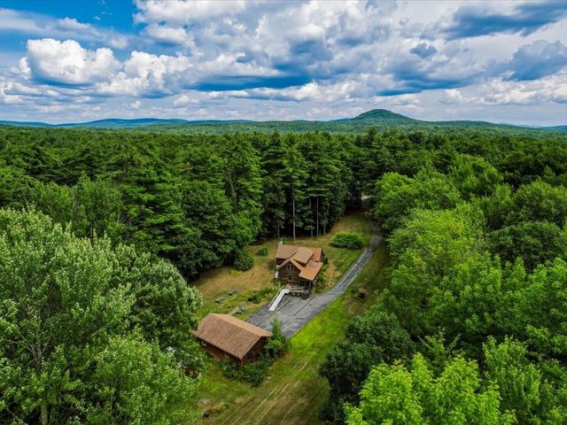 709 West Milton Road, Milton, VT 05468