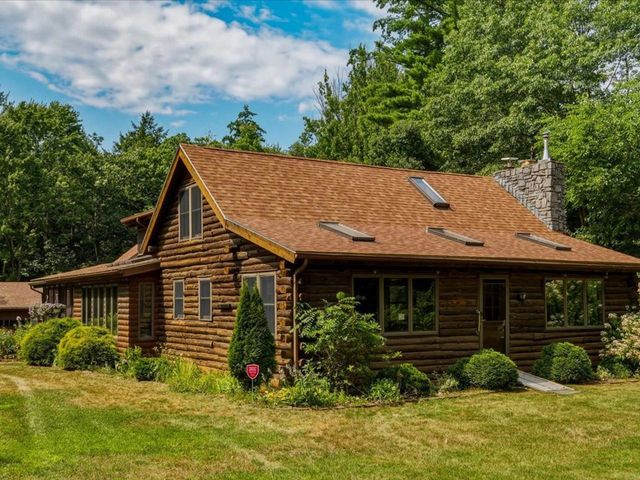 709 West Milton Road, Milton, VT 05468