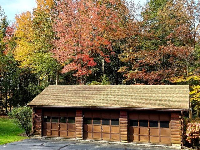 709 West Milton Road, Milton, VT 05468