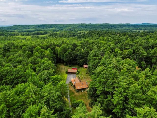 709 West Milton Road, Milton, VT 05468
