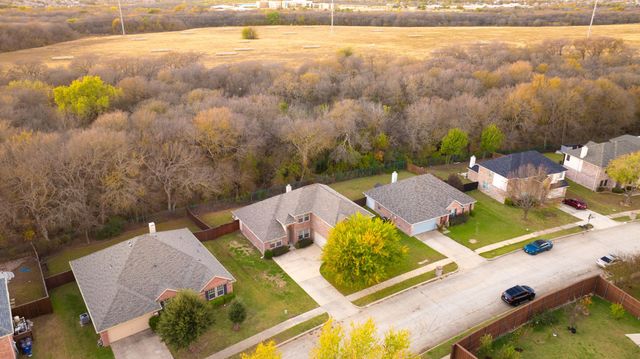 327 Crosscreek Drive, Wylie, TX 75098