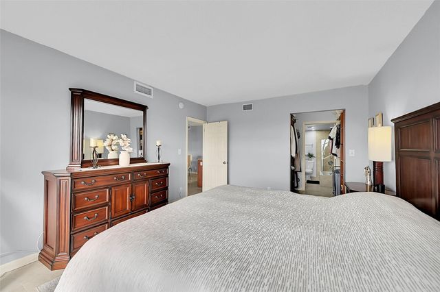 3100 N Palm Aire Dr 606, Pompano Beach, FL 33069