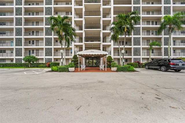 3100 N Palm Aire Dr 606, Pompano Beach, FL 33069