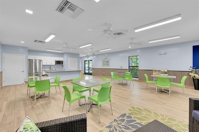 3100 N Palm Aire Dr 606, Pompano Beach, FL 33069