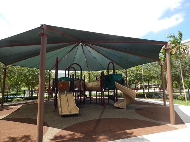 3100 N Palm Aire Dr 606, Pompano Beach, FL 33069