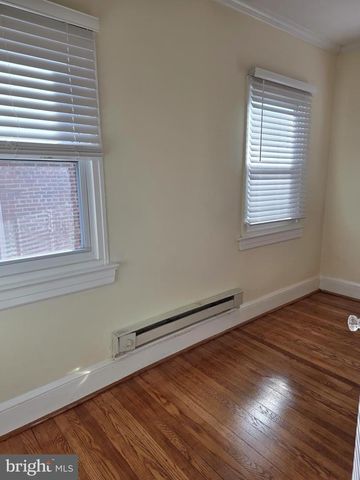 1513 VAN BUREN ST NW, Washington, DC 20012