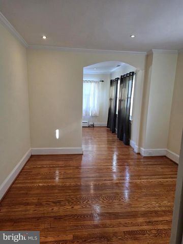 1513 VAN BUREN ST NW, Washington, DC 20012