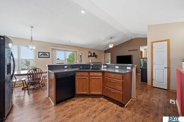 1260 Morton Street, Lincoln, NE 68521