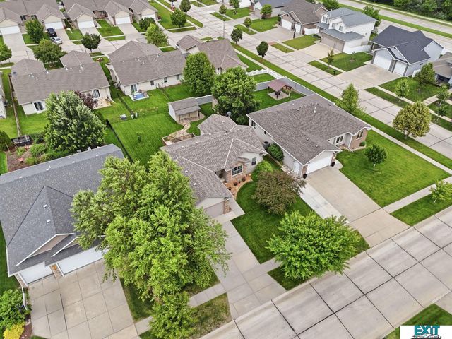 1260 Morton Street, Lincoln, NE 68521