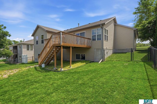 1260 Morton Street, Lincoln, NE 68521