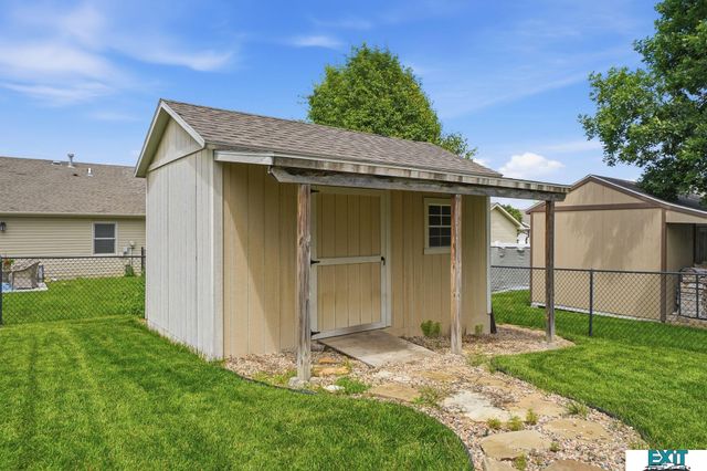 1260 Morton Street, Lincoln, NE 68521