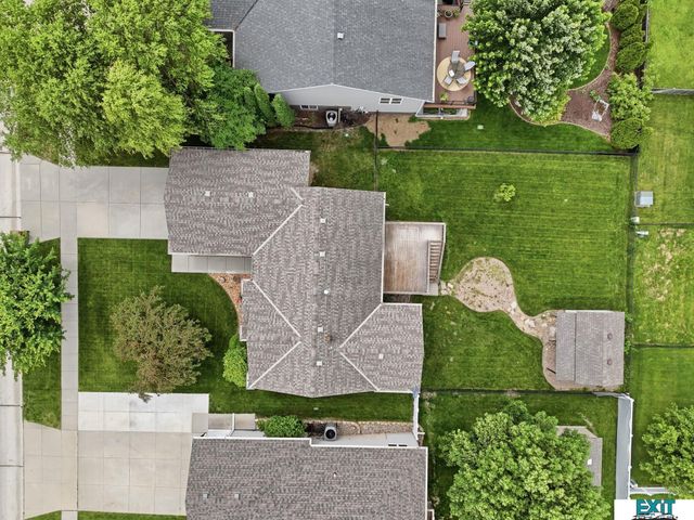 1260 Morton Street, Lincoln, NE 68521