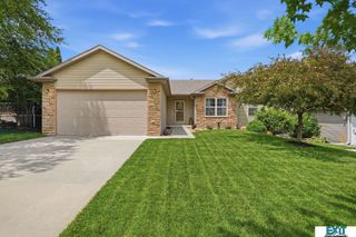 1260 Morton Street, Lincoln, NE 68521