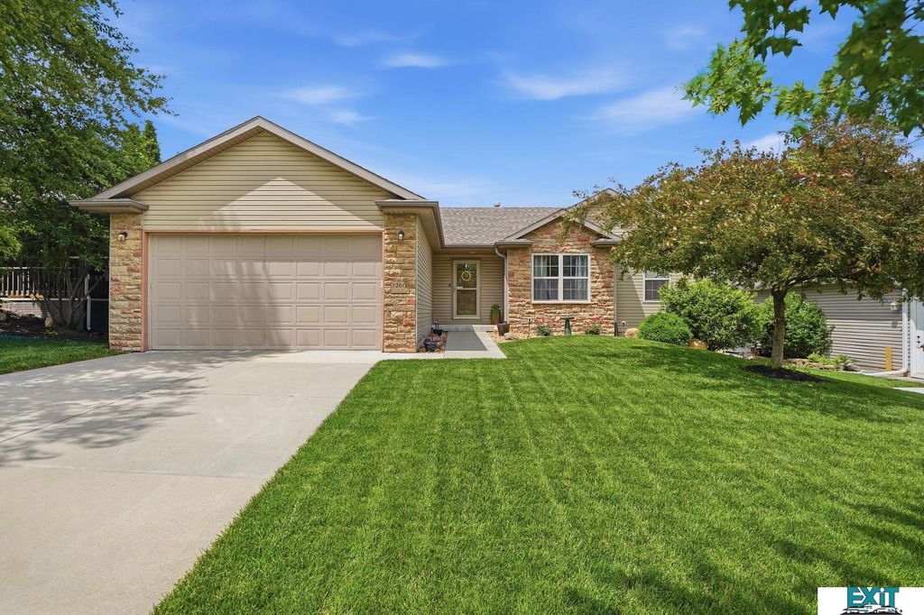 1260 Morton Street, Lincoln, NE 68521